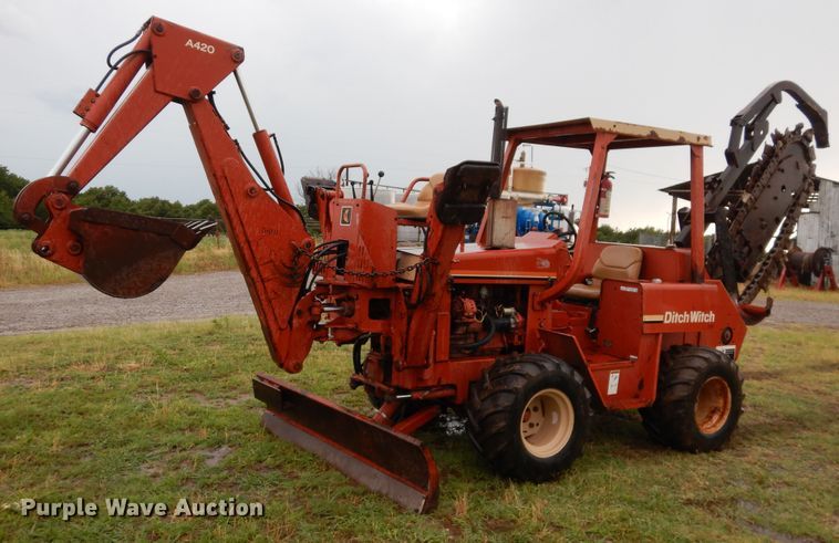 image for item GT9358 1995 Ditch Witch 5110  trencher