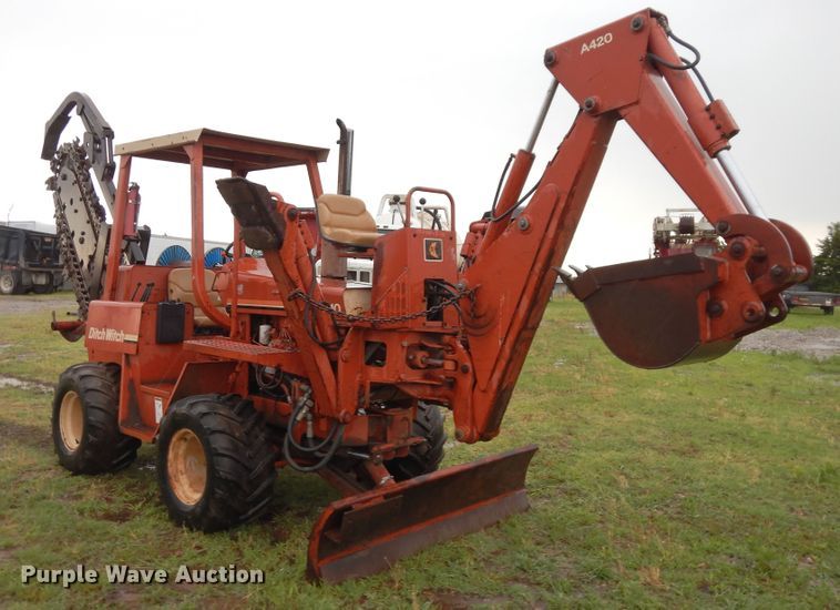 image for item GT9358 1995 Ditch Witch 5110  trencher