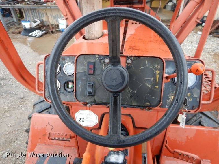 image for item GT9358 1995 Ditch Witch 5110  trencher