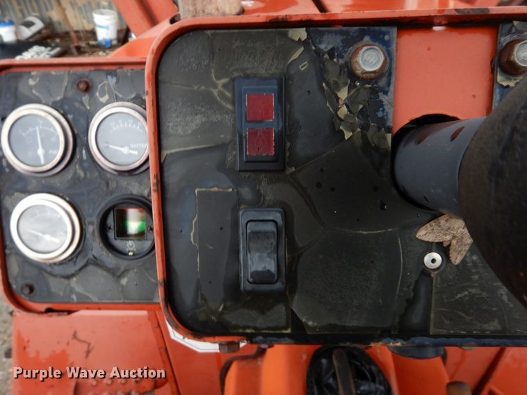 image for item GT9358 1995 Ditch Witch 5110  trencher