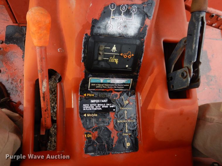 image for item GT9358 1995 Ditch Witch 5110  trencher