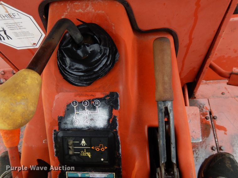 image for item GT9358 1995 Ditch Witch 5110  trencher