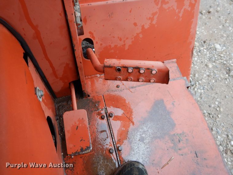 image for item GT9358 1995 Ditch Witch 5110  trencher