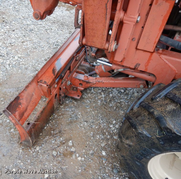 image for item GT9358 1995 Ditch Witch 5110  trencher
