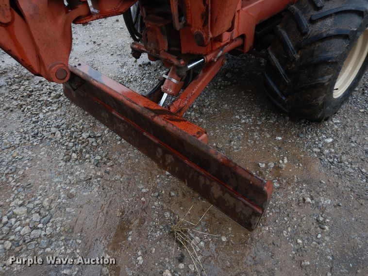 image for item GT9358 1995 Ditch Witch 5110  trencher