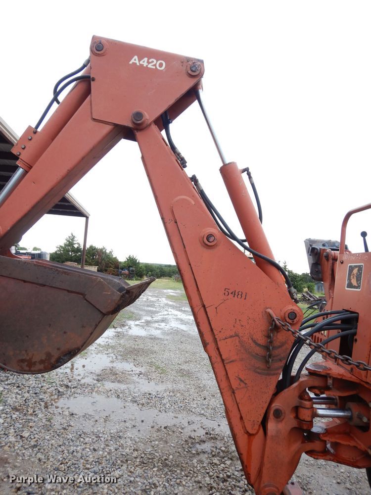 image for item GT9358 1995 Ditch Witch 5110  trencher