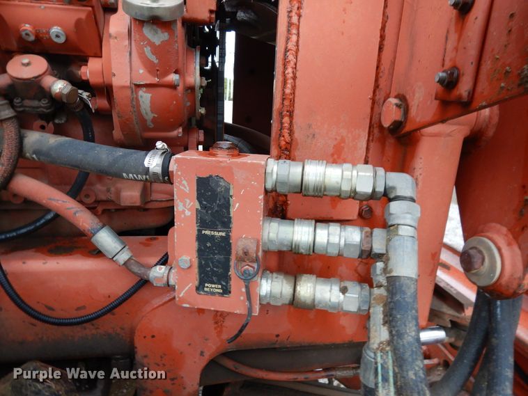 image for item GT9358 1995 Ditch Witch 5110  trencher