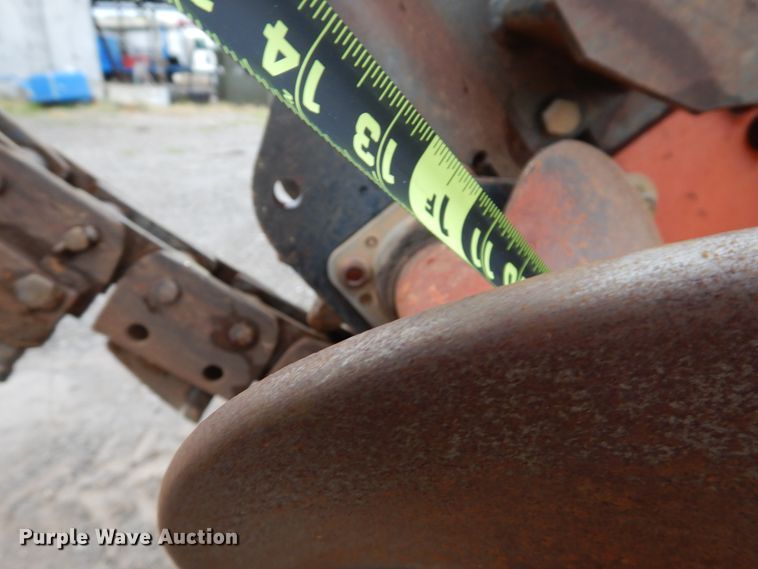 image for item GT9358 1995 Ditch Witch 5110  trencher