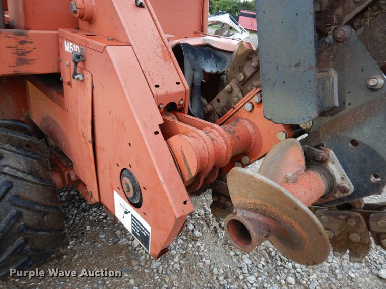 image for item GT9358 1995 Ditch Witch 5110  trencher