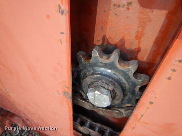 image for item GT9358 1995 Ditch Witch 5110  trencher