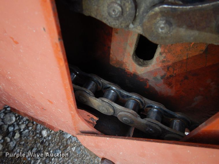 image for item GT9358 1995 Ditch Witch 5110  trencher