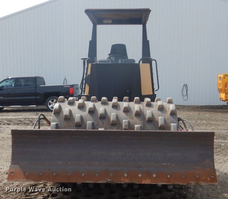 image for item GW9874 1996 Dynapac CA151 Series 15 single drum vibratory roller