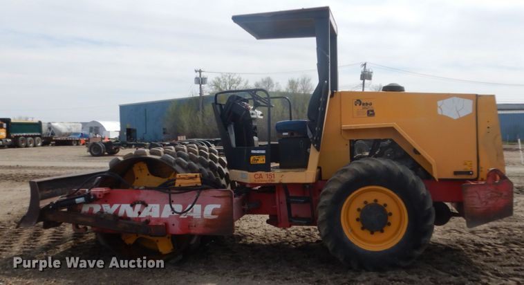 image for item GW9874 1996 Dynapac CA151 Series 15 single drum vibratory roller