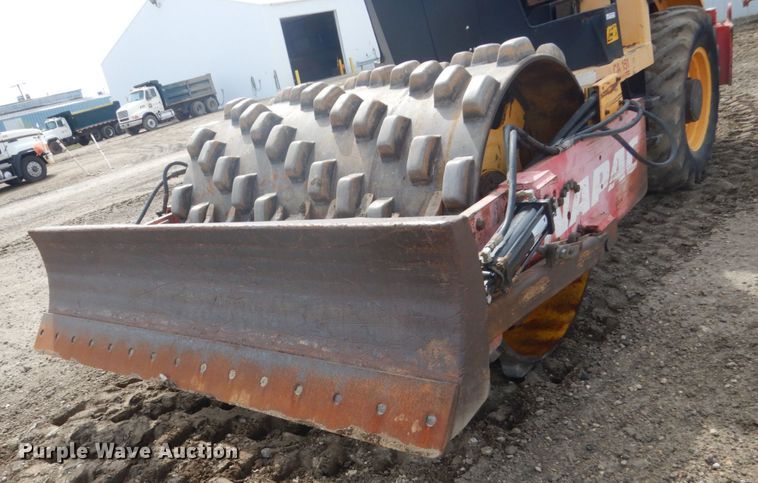 image for item GW9874 1996 Dynapac CA151 Series 15 single drum vibratory roller