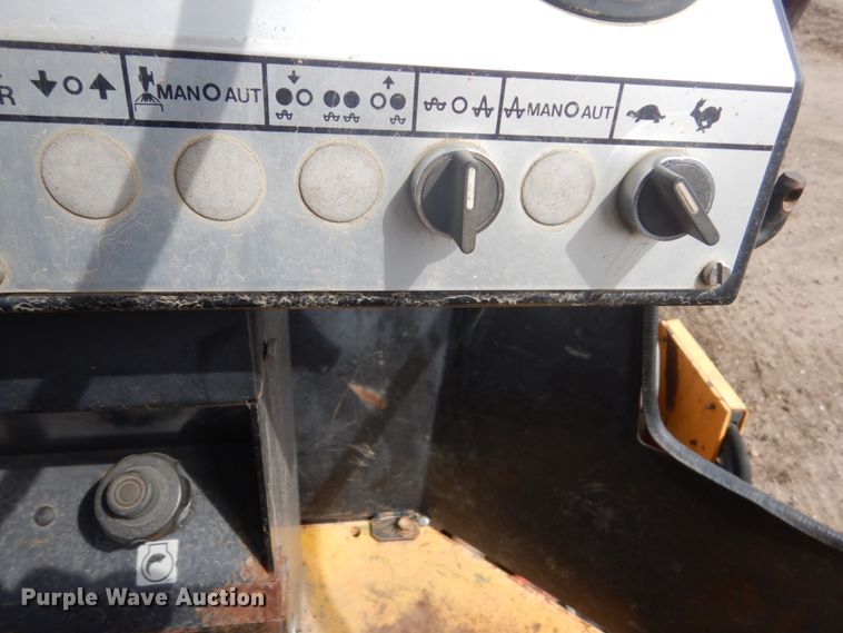 image for item GW9874 1996 Dynapac CA151 Series 15 single drum vibratory roller