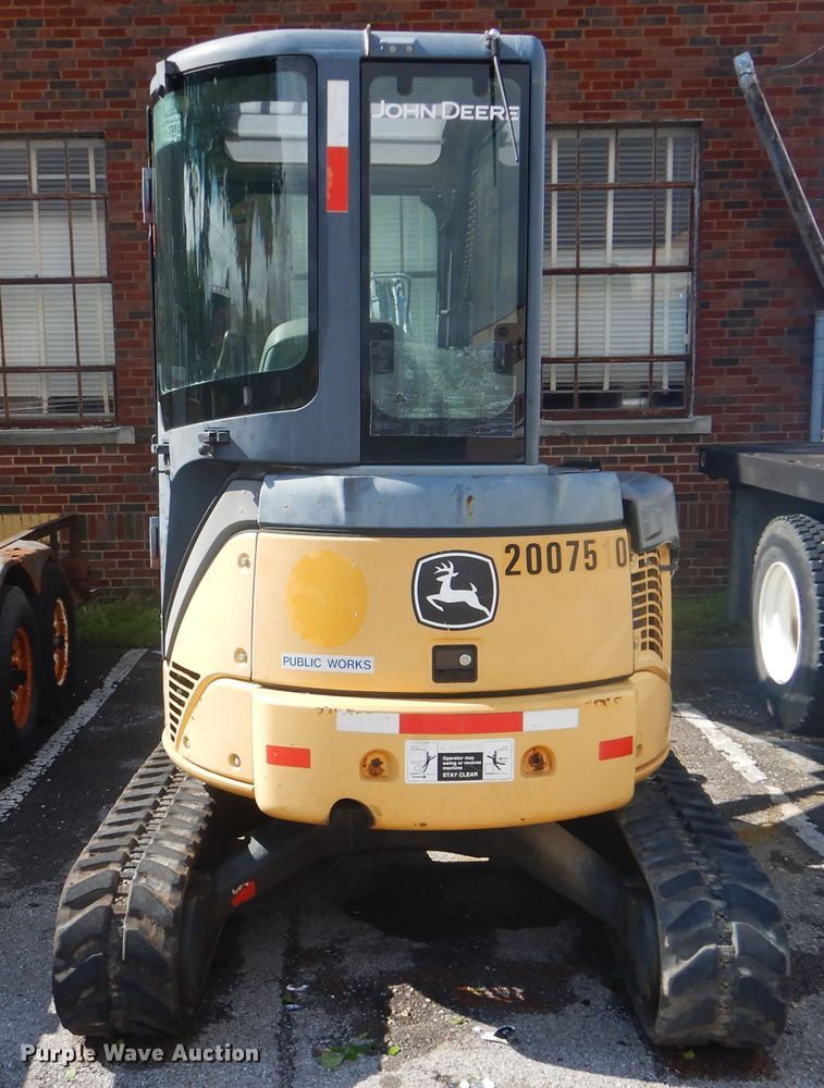 image for item GY9834 2007 John Deere 35D mini excavator