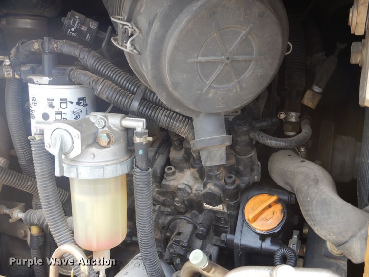 image for item GY9834 2007 John Deere 35D mini excavator