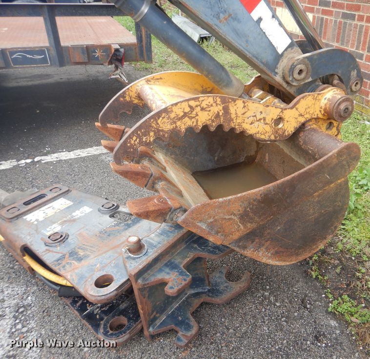 image for item GY9834 2007 John Deere 35D mini excavator