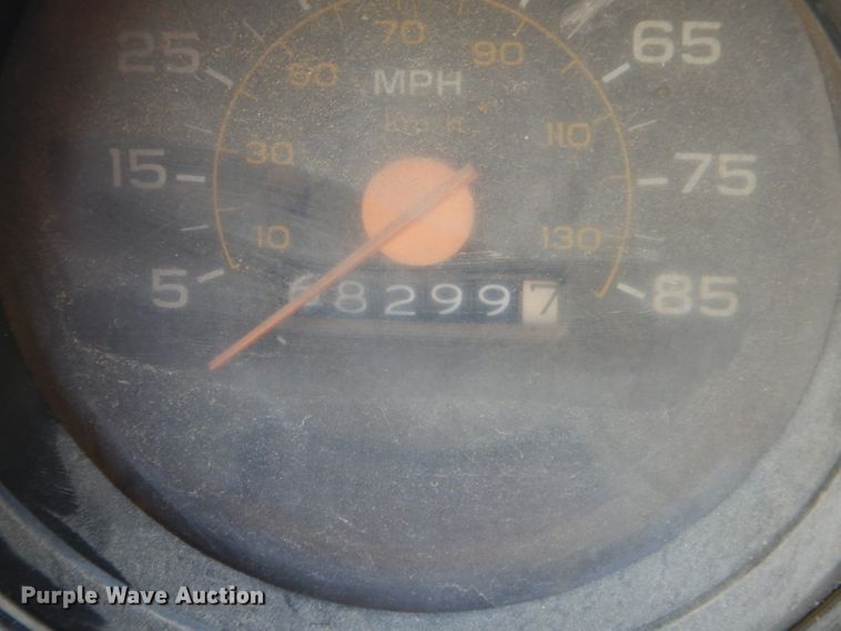 image for item HM9669 1984 GMC C7000  crane truck