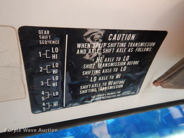 image for item HM9669 1984 GMC C7000  crane truck