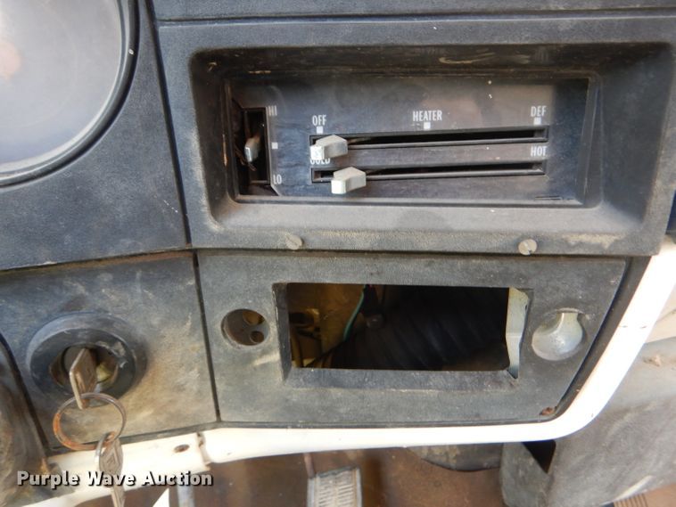 image for item HM9669 1984 GMC C7000  crane truck