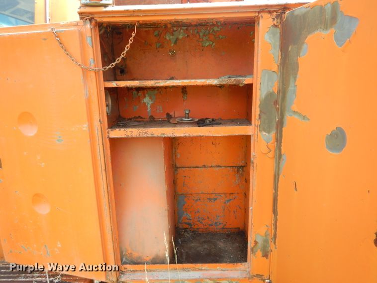 image for item HM9669 1984 GMC C7000  crane truck