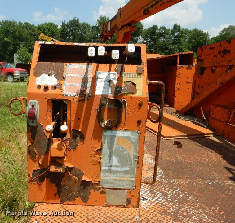 image for item HM9669 1984 GMC C7000  crane truck