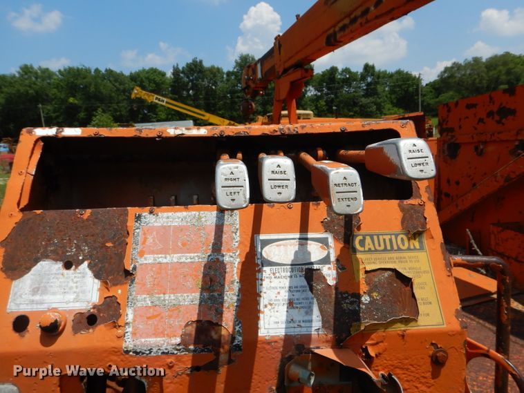 image for item HM9669 1984 GMC C7000  crane truck