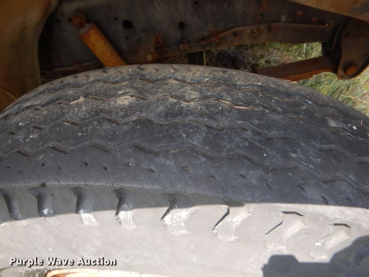 image for item HM9669 1984 GMC C7000  crane truck