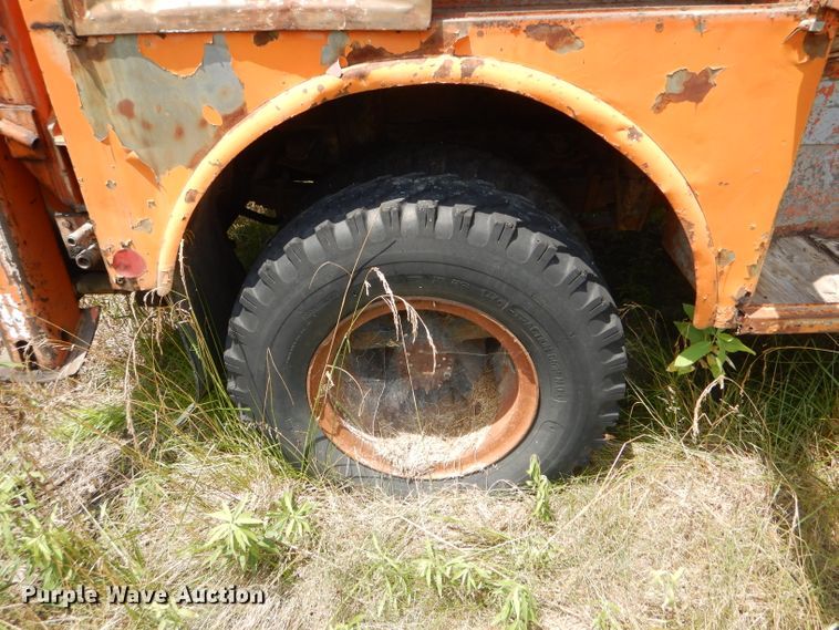 image for item HM9669 1984 GMC C7000  crane truck