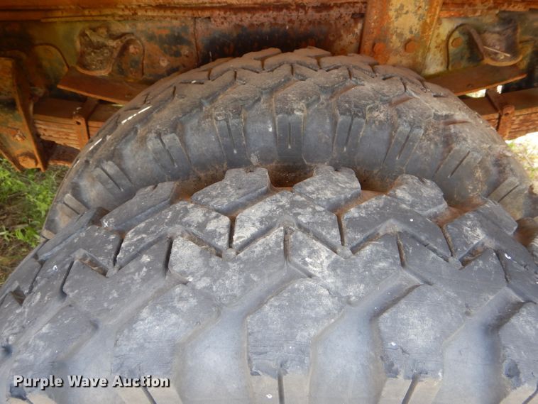 image for item HM9669 1984 GMC C7000  crane truck