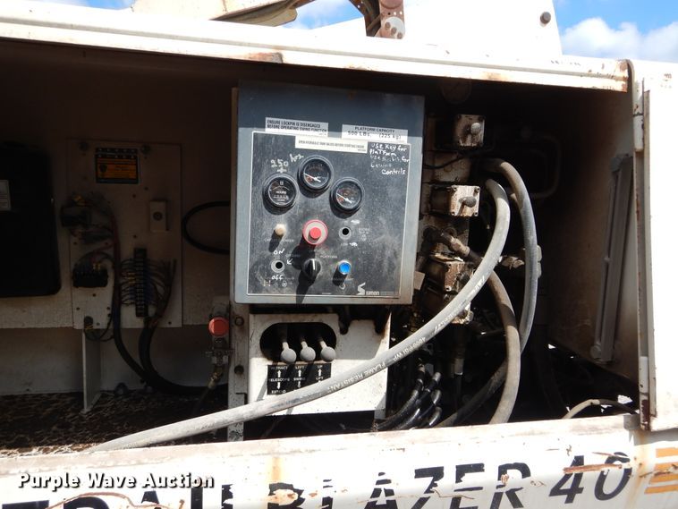 image for item HS9712 Simon Trail Blazer 40  boom lift