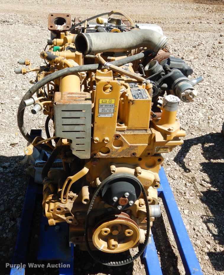 image for item HV9294 Caterpillar C3.3B 3.3L four cylinder diesel engine