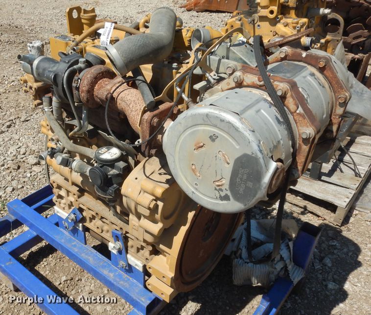 image for item HV9294 Caterpillar C3.3B 3.3L four cylinder diesel engine