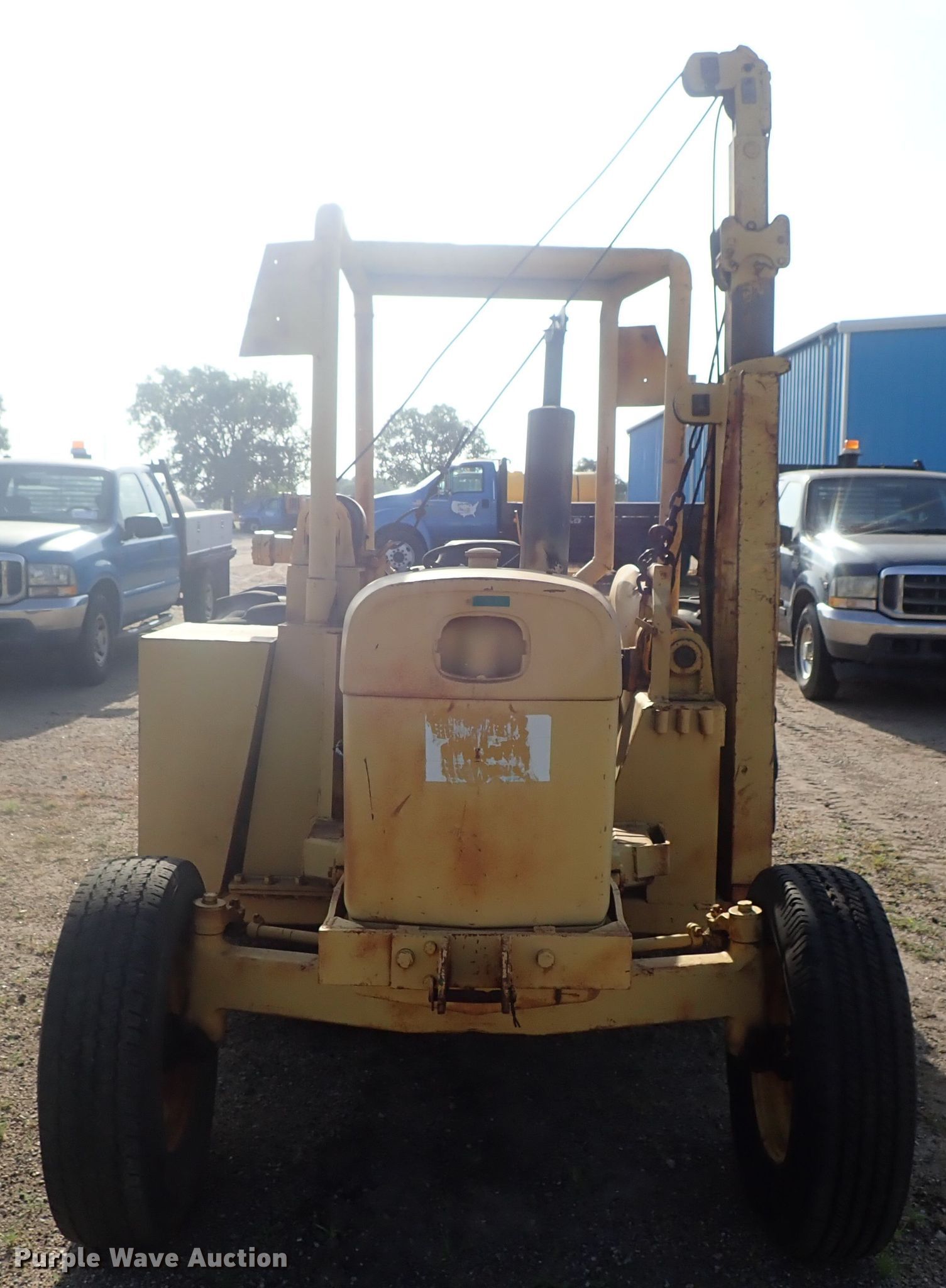 1971 John Deere 400 industrial tractor in Wichita, KS Item DG2313