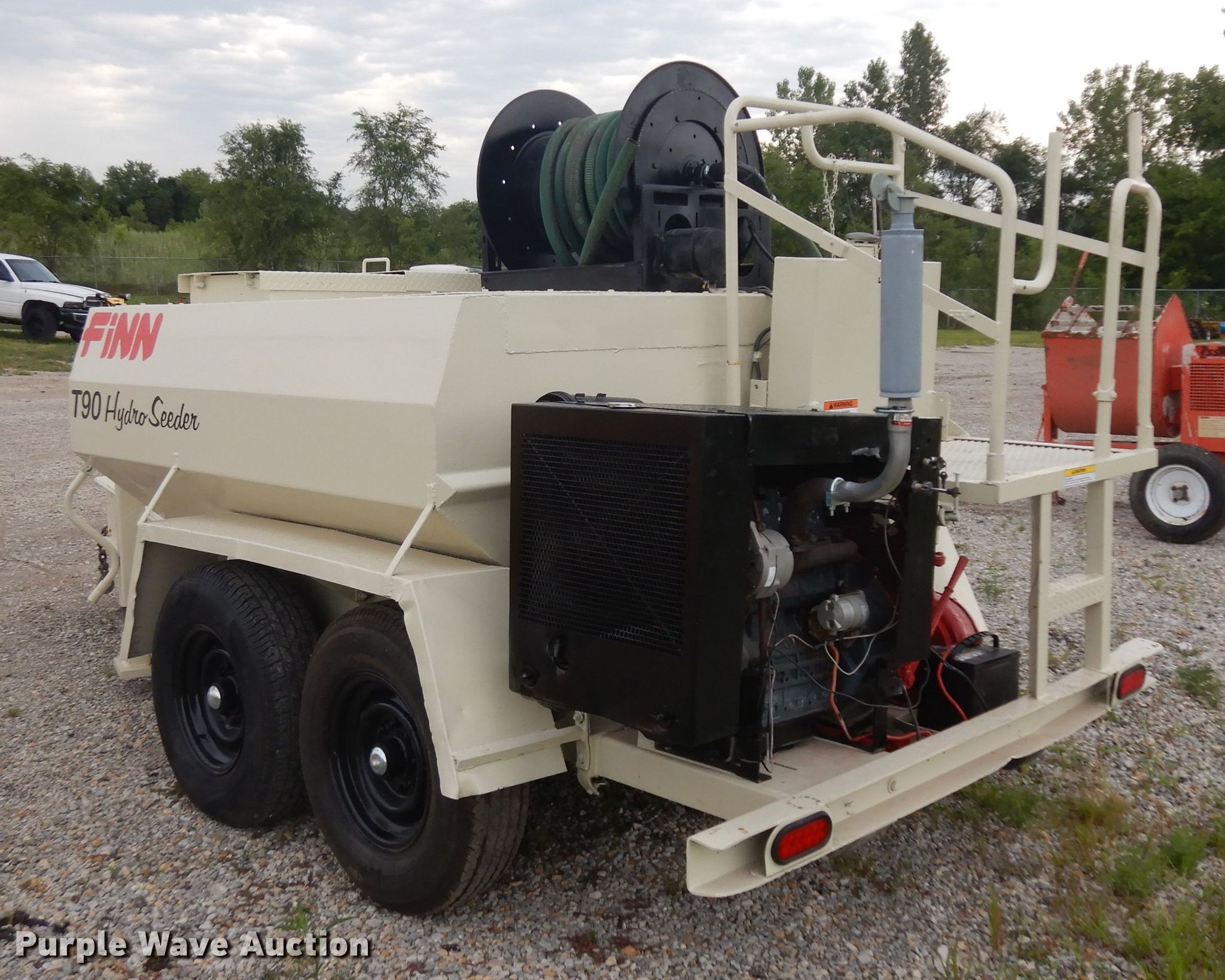 Finn T90 hydro seeder in Tonganoxie, KS Item HA9323 sold Purple Wave