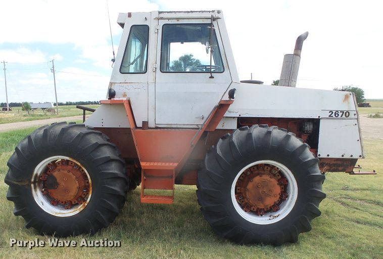 image for item DD0409 Case 2670  4WD tractor