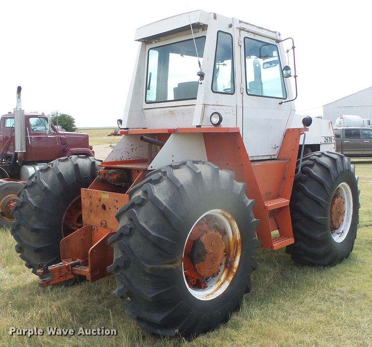 image for item DD0409 Case 2670  4WD tractor