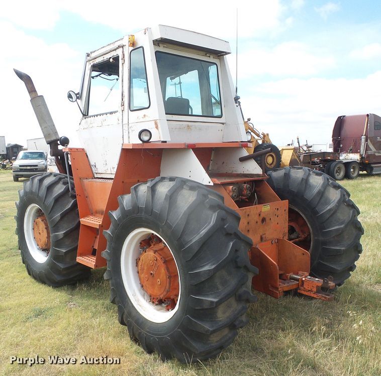 image for item DD0409 Case 2670  4WD tractor