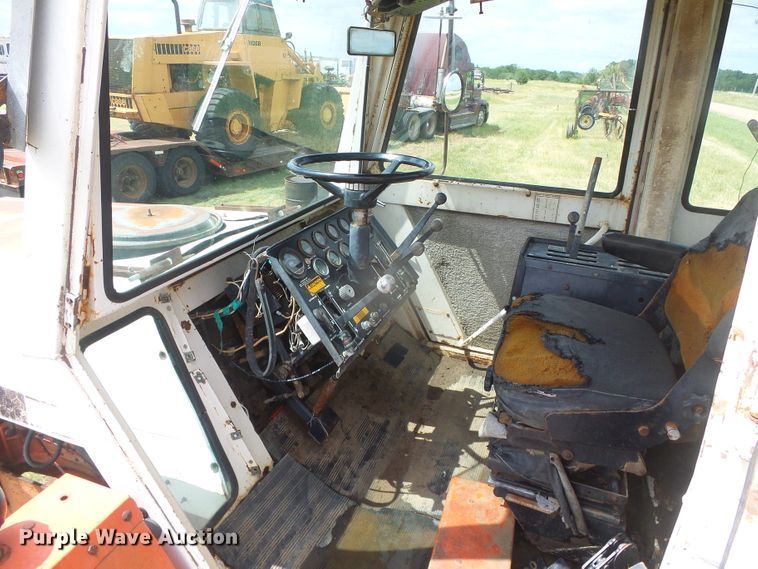 image for item DD0409 Case 2670  4WD tractor