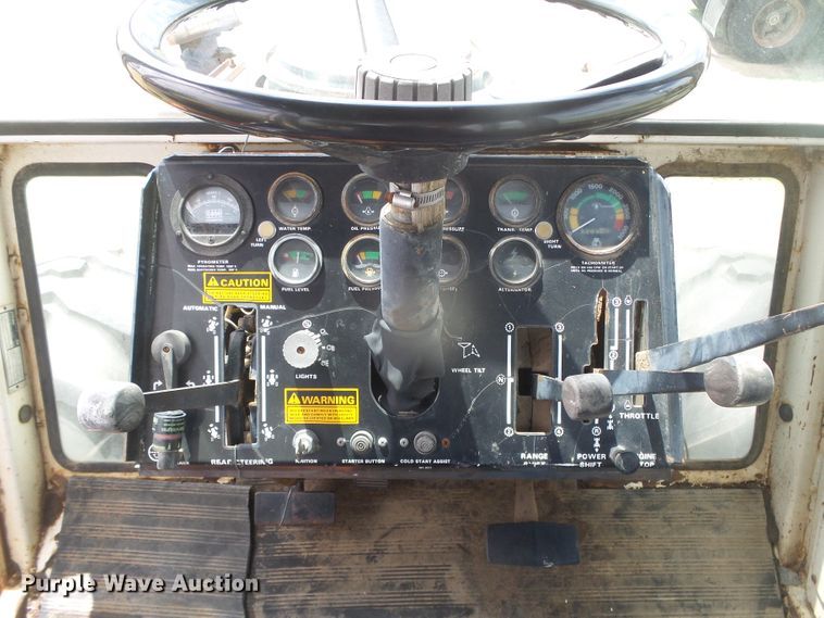 image for item DD0409 Case 2670  4WD tractor