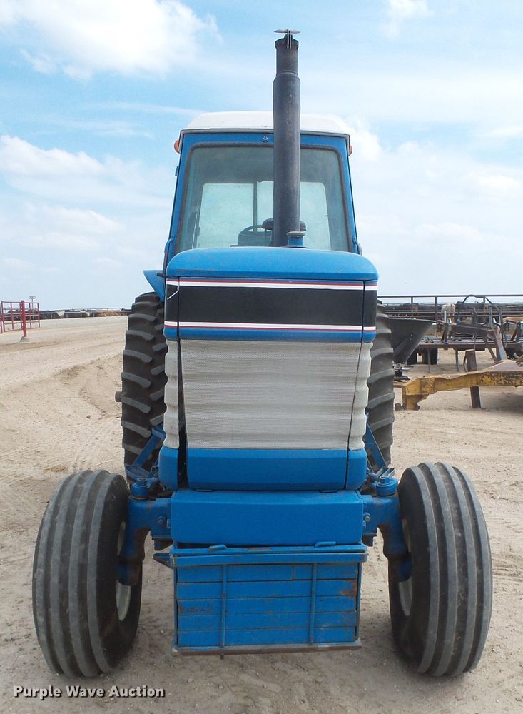 image for item DD0413 Ford TW35  tractor