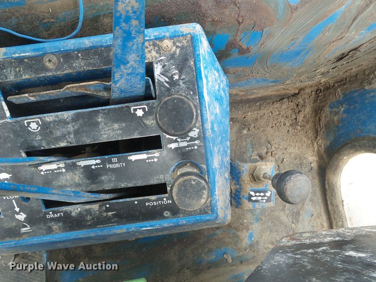 image for item DD0413 Ford TW35  tractor