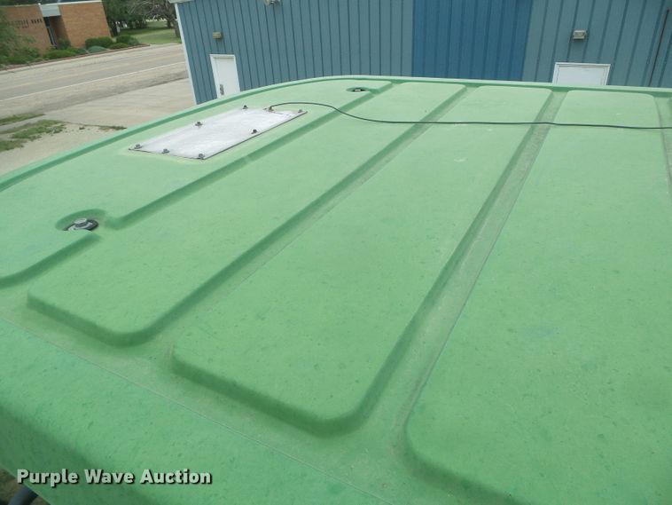 image for item DD0422 1989 John Deere 9600 combine