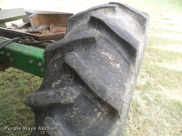 image for item DD0422 1989 John Deere 9600 combine