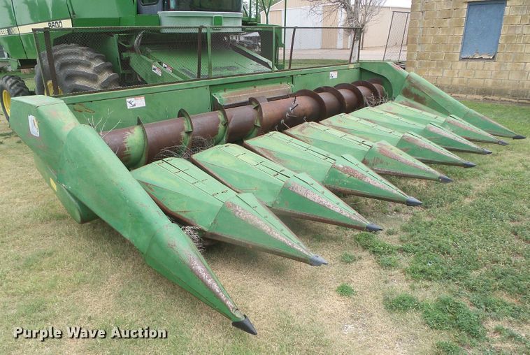 image for item DD0423 John Deere 853A all-crop head