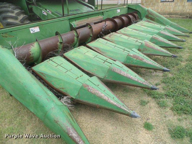 image for item DD0423 John Deere 853A all-crop head