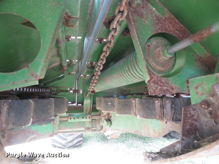 image for item DD0423 John Deere 853A all-crop head