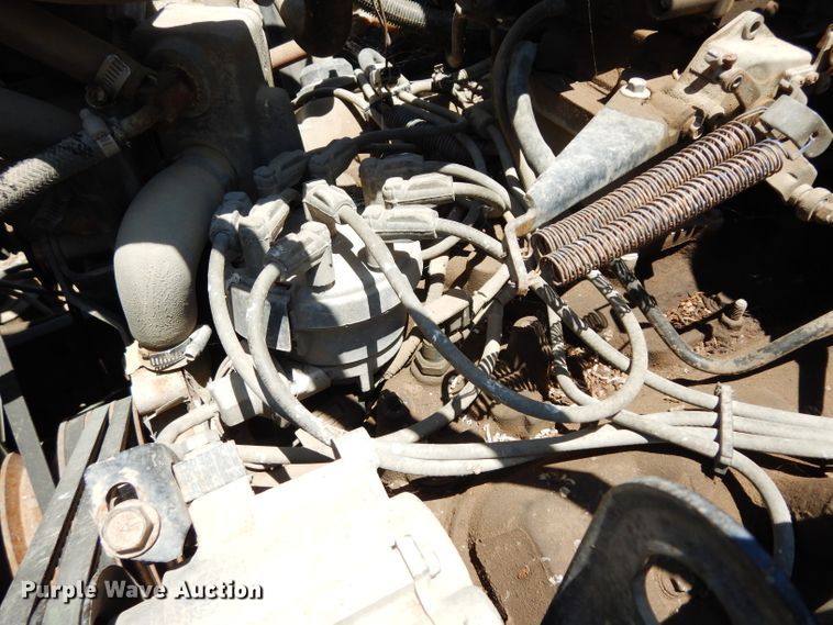 image for item DF4206 1995 Ford F700  grain truck