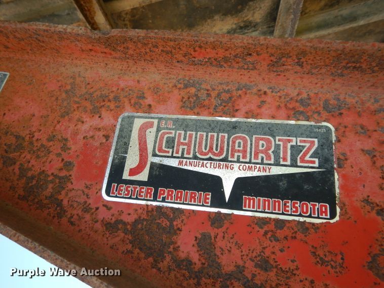 image for item DF4206 1995 Ford F700  grain truck